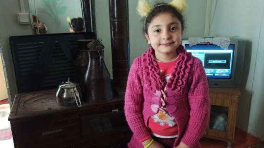 Depremzedeler kış bastırmadan evlerine taşınmak istiyor