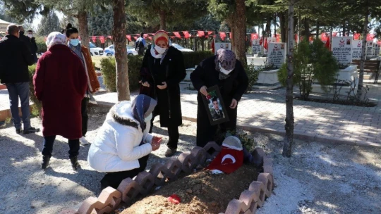Malatyalı şehidin ailesine taziye ziyareti