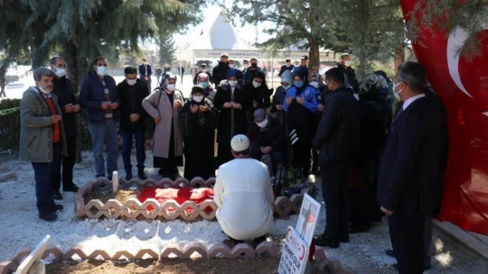 Malatyalı şehidin ailesine taziye ziyareti