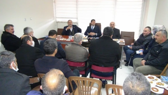 Doğanşehir'de tütün toplantısı yapıldı