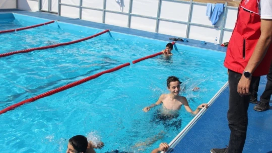 Doğanşehir'e portatif havuz