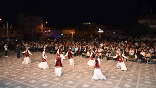 Doğanşehir Türkü Şöleni ilgi gördü