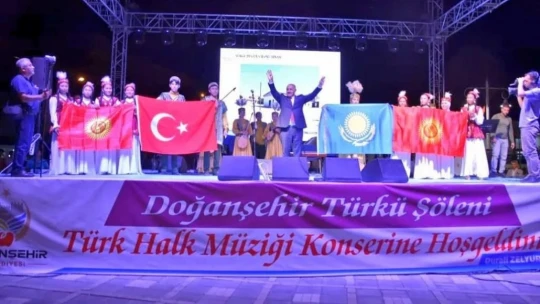 Doğanşehir Türkü Şöleni ilgi gördü