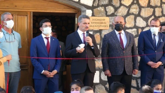 Doğanşehir yeni kütüphanesine kavuştu