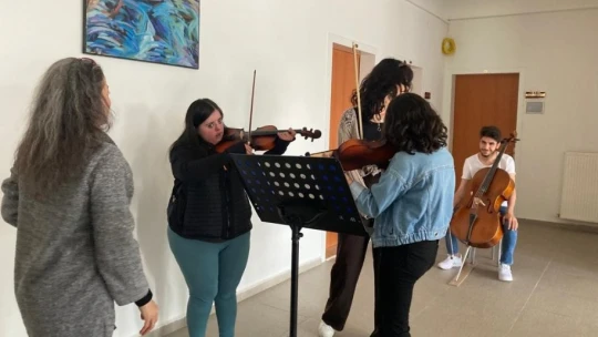 Down sendromlu bireylerin diploma heyecanı