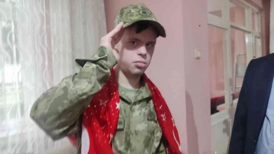 Down Sendromlu Furkan'ın askerlik hayali gerçek oldu
