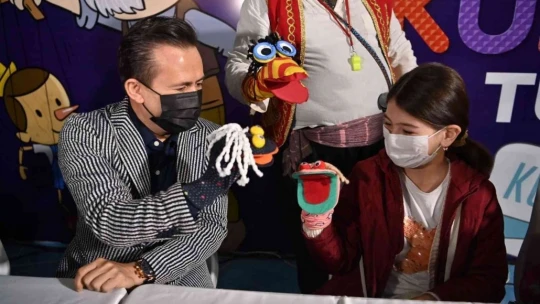 Dünya Kukla Festivali'ni 10 bin çocuk ziyaret etti