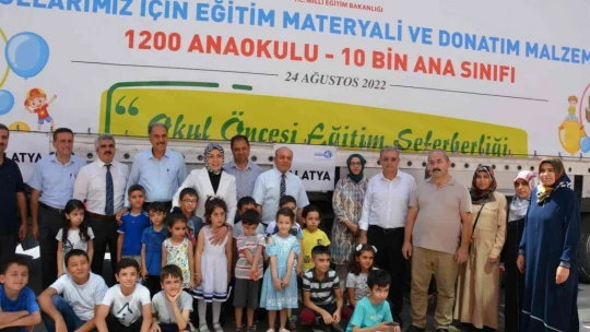 Eğitim materyalleri Malatya'da okullara ulaştı
