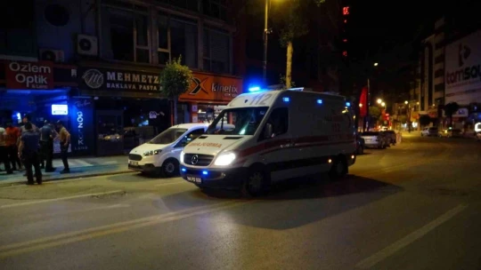 Eğlence merkezinde bıçaklı kavga