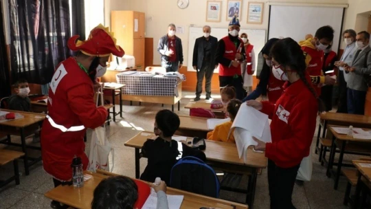 Eğlenerek öğreniyorlar