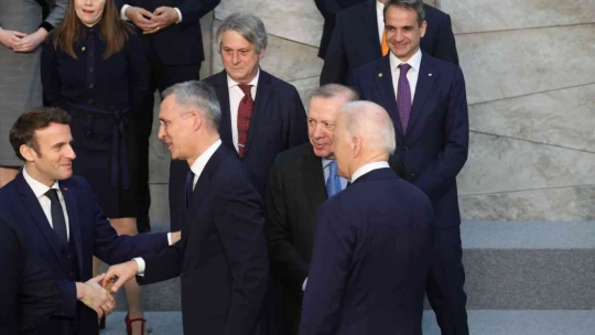 Erdoğan, NATO Liderler Zirvesi'nde aile fotoğrafı çekimine katıldı