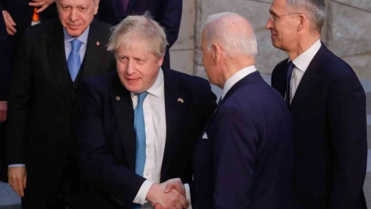 Erdoğan, NATO Liderler Zirvesi'nde aile fotoğrafı çekimine katıldı