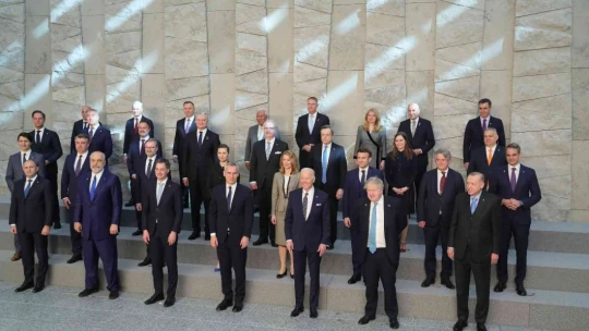 Erdoğan, NATO Liderler Zirvesi'nde aile fotoğrafı çekimine katıldı