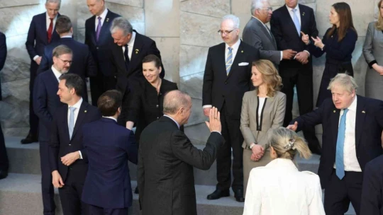 Erdoğan, NATO Liderler Zirvesi'nde aile fotoğrafı çekimine katıldı