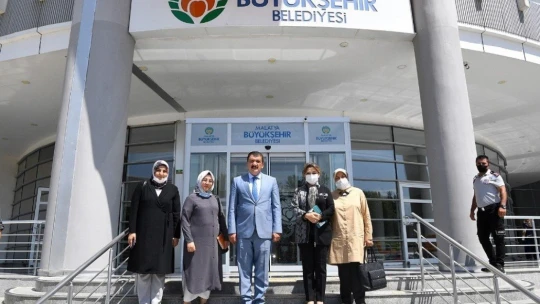 Erenler'den, Malatya Büyükşehir'e ziyaret