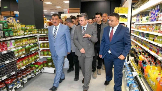 Esenlik marketlere 3 yeni şube daha katıldı