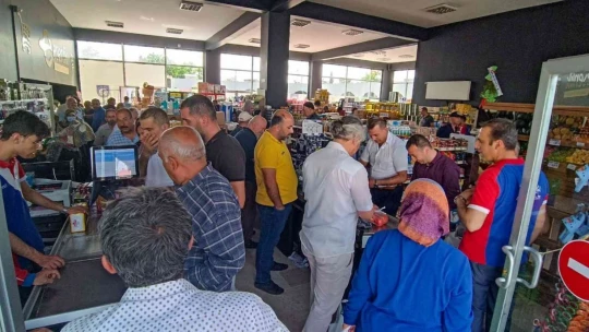 Esenlik marketlere 3 yeni şube daha katıldı