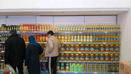 Esenlik'te yağ satışları devam ediyor