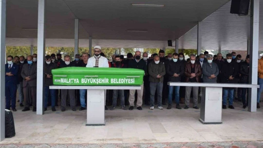 Eşi tarafından öldürülen kadın, gözyaşları arasında defnedildi