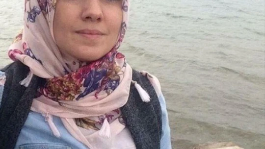 Eşi tarafından öldürülen kadın, gözyaşları arasında defnedildi