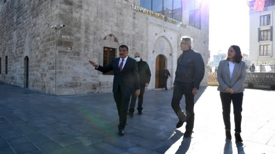 Eski Bakan Tüzmen, Başkan Gürkan'ı ziyaret etti