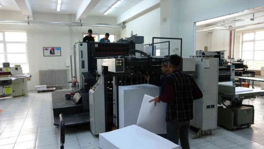Fabrika gibi okul