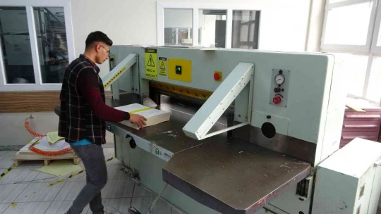 Fabrika gibi okul