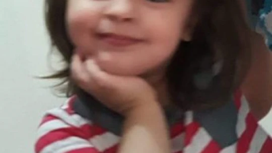 Feci kazada ölen 6 kişilik aile defnedildi