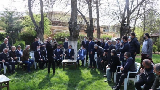 Fendoğlu ve Gürkan sanayi esnaflarının sorunlarını dinledi