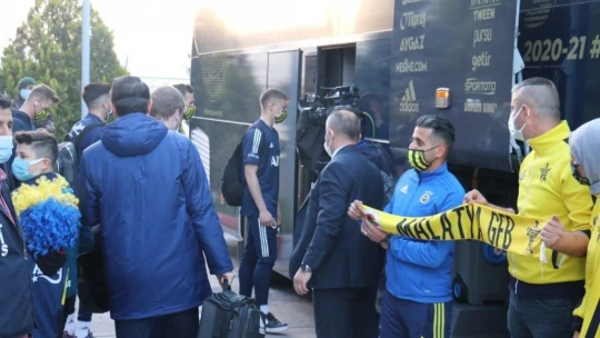 Fenerbahçe'ye Malatya'da coşkulu karşılama