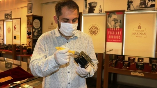 Fotoğraf Makinesi müzesinde 'Güvercin drone' ilgi görüyor