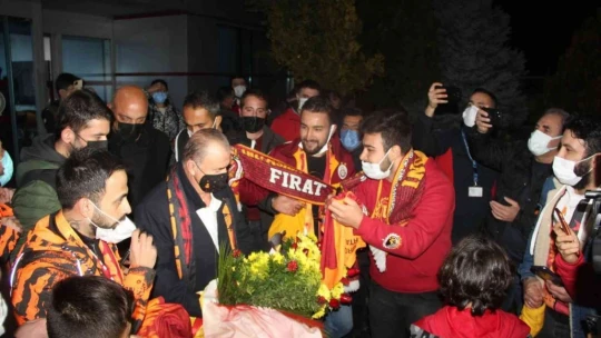 Galatasaray'a Malatya'da coşkulu karşılama