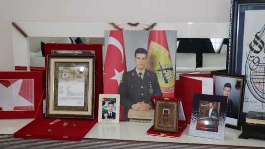 Şehit ailesinden CHP ve HDP'ye tepkili