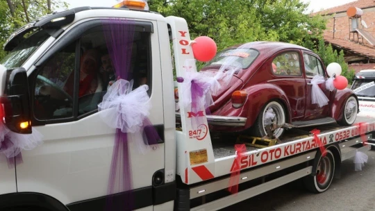 Gelinin vosvos isteğini kırmak istemeyen damattan ilginç çözüm