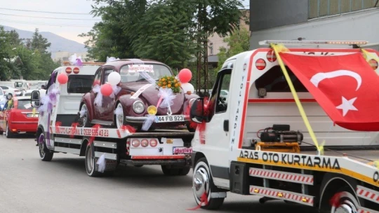 Gelinin vosvos isteğini kırmak istemeyen damattan ilginç çözüm