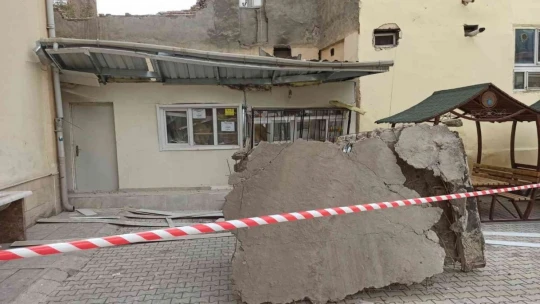 Göçükten saniyelerle kurtulan şahıs yaşanan dehşeti anlattı