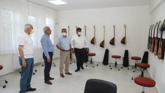 Güder'den Hanımınçiftliği Gençlik Merkezi'ne ziyaret