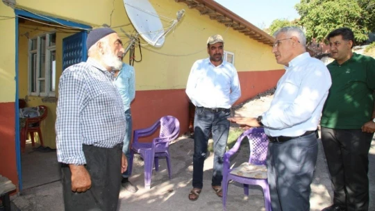 Güder, depremzedeleri yalnız bırakmadı
