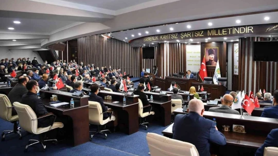 Gürkan, belediye yöneticileri ile toplantı yaptı