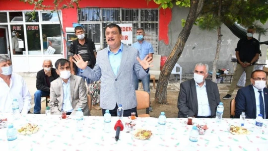 Gürkan'dan hizmet vurgusu