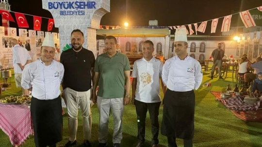 Gürkan, Kıbrıs'ta coşkuyla karşılandı