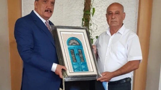 Gürkan, Kıbrıs'ta coşkuyla karşılandı