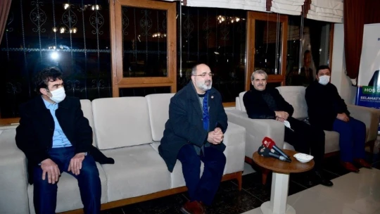 Gürkan muhtarlarla bir araya geldi