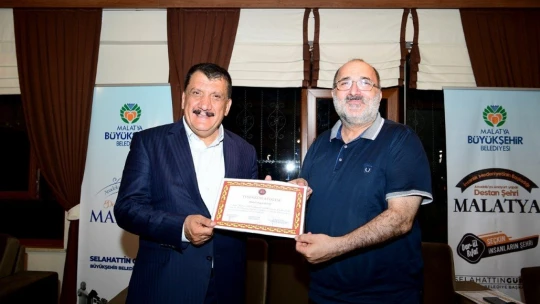 Gürkan, muhtarlarla bir araya geldi