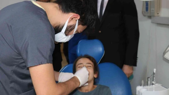 Hastane bahçesinde çocuk şenliği