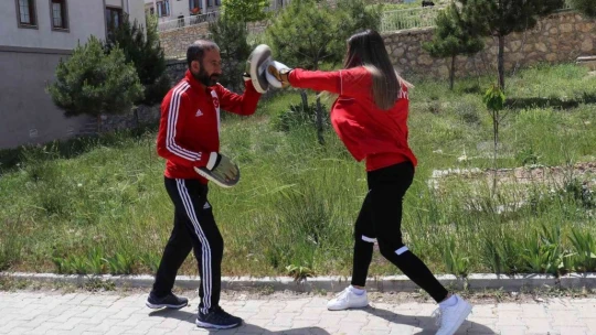 Hatice Akbaş gözünü olimpiyatlara dikti