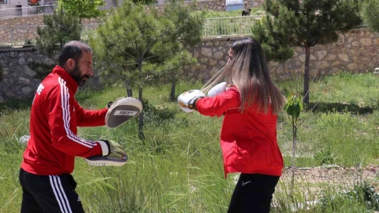 Hatice Akbaş gözünü olimpiyatlara dikti