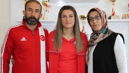 Hatice Akbaş gözünü olimpiyatlara dikti