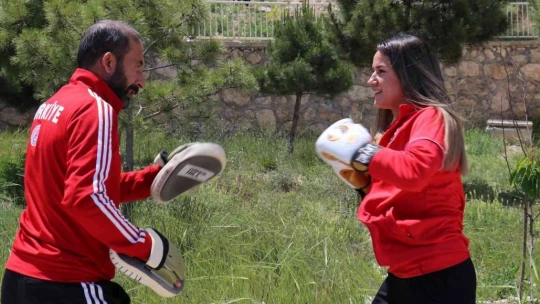 Hatice Akbaş gözünü olimpiyatlara dikti