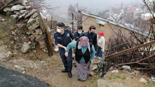 Hayvanı çalınan teyzenin yüzünü polis güldürdü